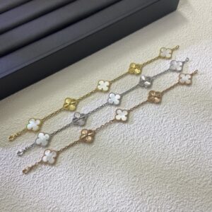 Bvlgari five flower laser between white shell arm ring