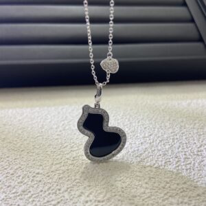 Kirin necklace large gourd necklace