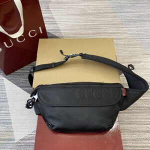Gucci waist bag model 804262
