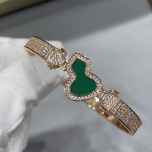 Qeelin natural peacock green bracelet