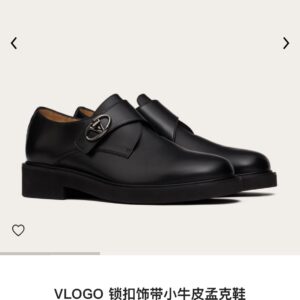 Valentino Monoco shoe