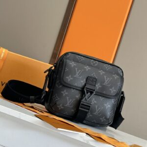 Getaway messenger bag