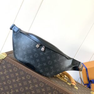 M44336 black premium leather wrist bag