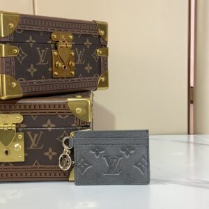Charms Pocket Card Wallet Model M12178