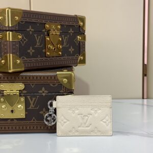 Charms Pocket Card Wallet Model M12178
