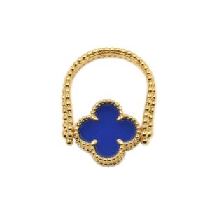 Van Cleef & Arpels radium flip ring Alhambra jewelry its design is unique, timeless and elegant, teaching a first impression deeply these lucky marks draw inspi