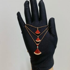 Red marble classic necklaces