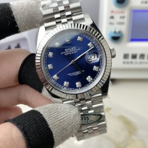 Clean Blue Diamond Journal 3235 movement