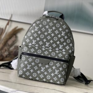 Discovery small backpack Monogram Shadow
