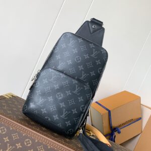Louis Vuitton Avenue single shoulder chest bag