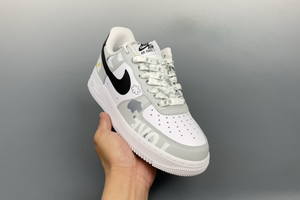 Nike Air Force 1 Low Daisies with collapsible toespace