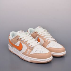 Nike SB Dunk Low