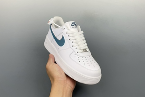 Nike Air Force 1 Low