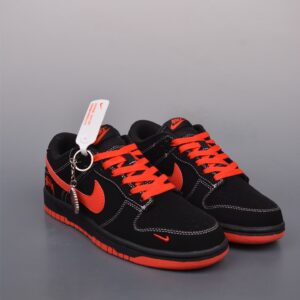 Nike SB Dunk Low Stüssy