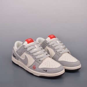 Nike SB Dunk Low Stüssy