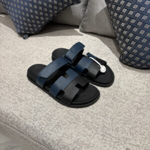 Hermes Chypre sandals