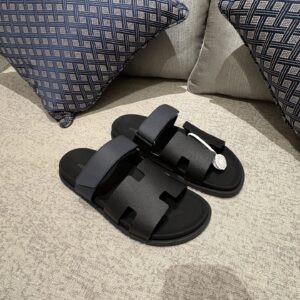 Hermes Chypre sandals