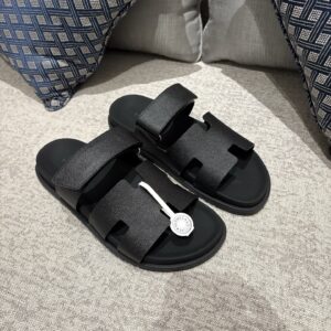 Hermes Chypre sandals