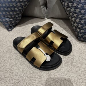 Hermes Chypre sandals