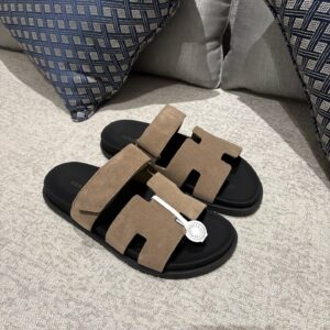 Hermes Chypre sandals