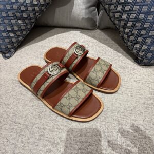 Gucci Interlocking sandals
