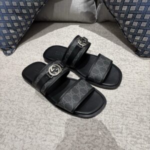 Gucci Interlocking sandals