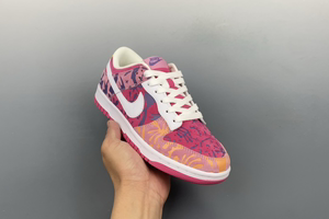 Nike SB Dunk Low pink print collaboration