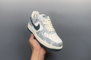 Nike Air Force 1 Low