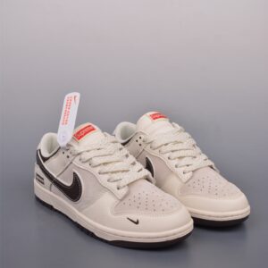 Nike SB Dunk Low Supreme Collaboration Original Factory