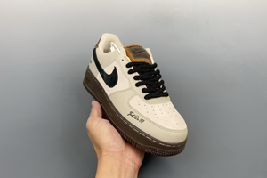 Nike Air Force 1 Low