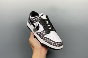 Nike SB Dunk Low MLB Collaboration