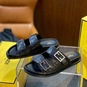 FENDI Feel leather sandal
