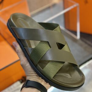Hermès Kazimir leather sandal