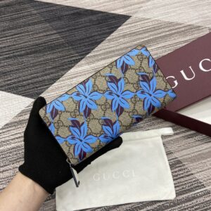 Wallet with GG Supreme pattern