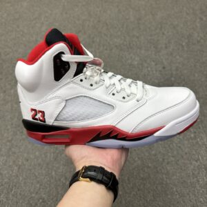 Air Jordan 5 Fire Red Black Tongue High sneaker