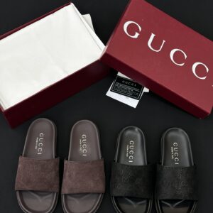Gucci flat leather sole sandals