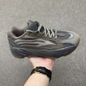Adidas Yeezy Boost 700 V2 Geode Low Top