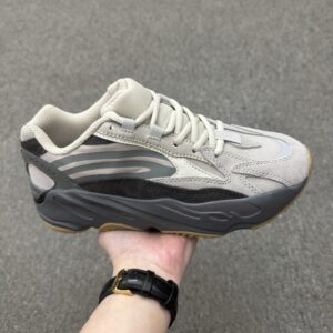 Adidas Yeezy Boost 700 V2 Tephra Low Top