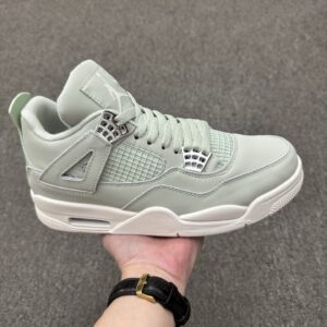 Air Jordan 4 Retro Seafoam Green Sneaker