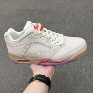 Air Jordan 5 Peanut Butter Jelly Low GS sneaker