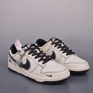 Nike SB Dunk Low Gray Black Version