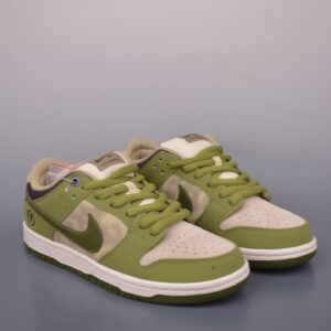 Nike SB Dunk Low Sneaker