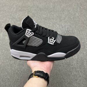 Air Jordan 4 Retro Lightning Grey
