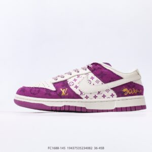 Nike Dunk Low sneaker for skateboarding