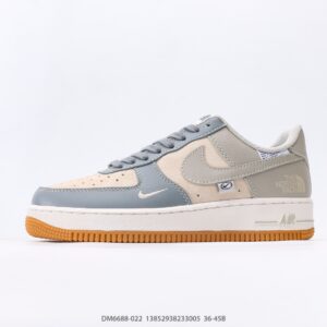 Nike Air Force 1 '07 white