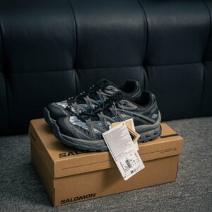 XT-QUEST Salomon running shoes couple