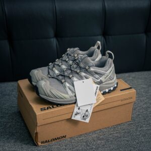 XT-QUEST Salomon running shoes couple