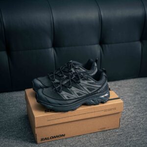 XT-6 Salomon running shoes