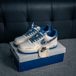 Air Force 1 sneaker with built-in air cushion and original materials