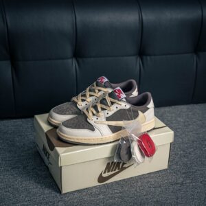Air Jordan 1 model DM7866 color 162 available in multiple sizes